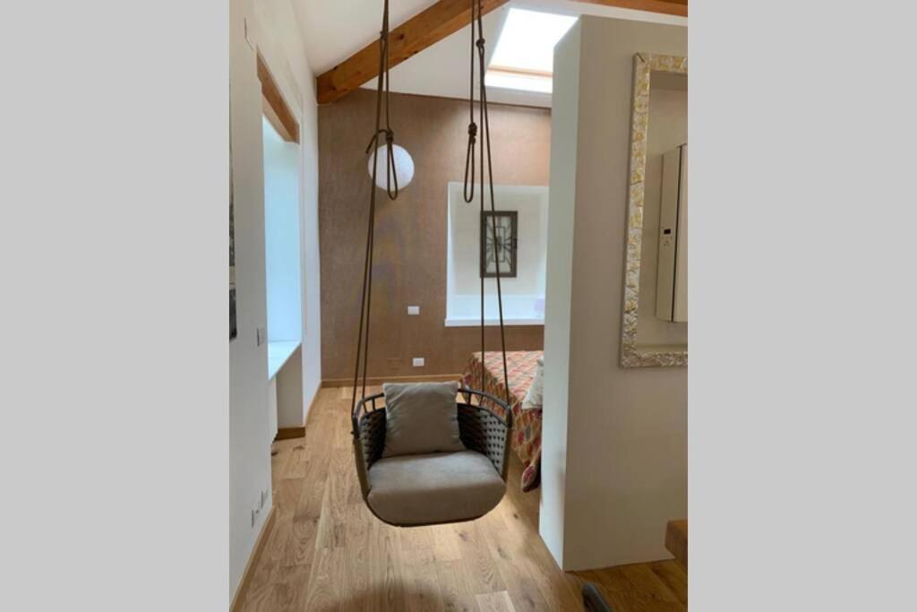 The Cherry Garden House Loft Lusso Lägenhet Brunate Exteriör bild